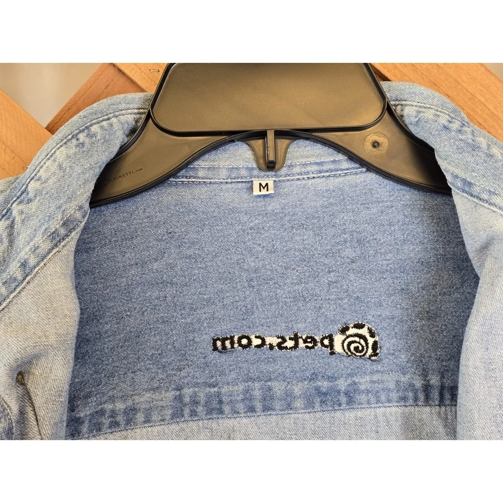 RARE Vtg 90s Pets.com Dog Sock Puppet Promo Denim Shirt Size XL Blue Button Down
